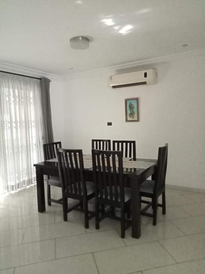 阿克拉Tricia'S Place - One Family At A Time公寓 外观 照片